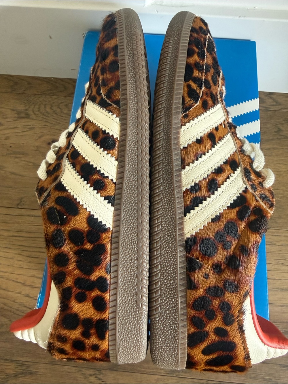 adidas Women's Samba OG Cheetah Pack Preloved Red Sneakers 7.5/39 - Picture 8 of 12